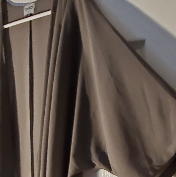 XL Grey Sheer Short Sleeve Cardigan - Picture 3 of 4